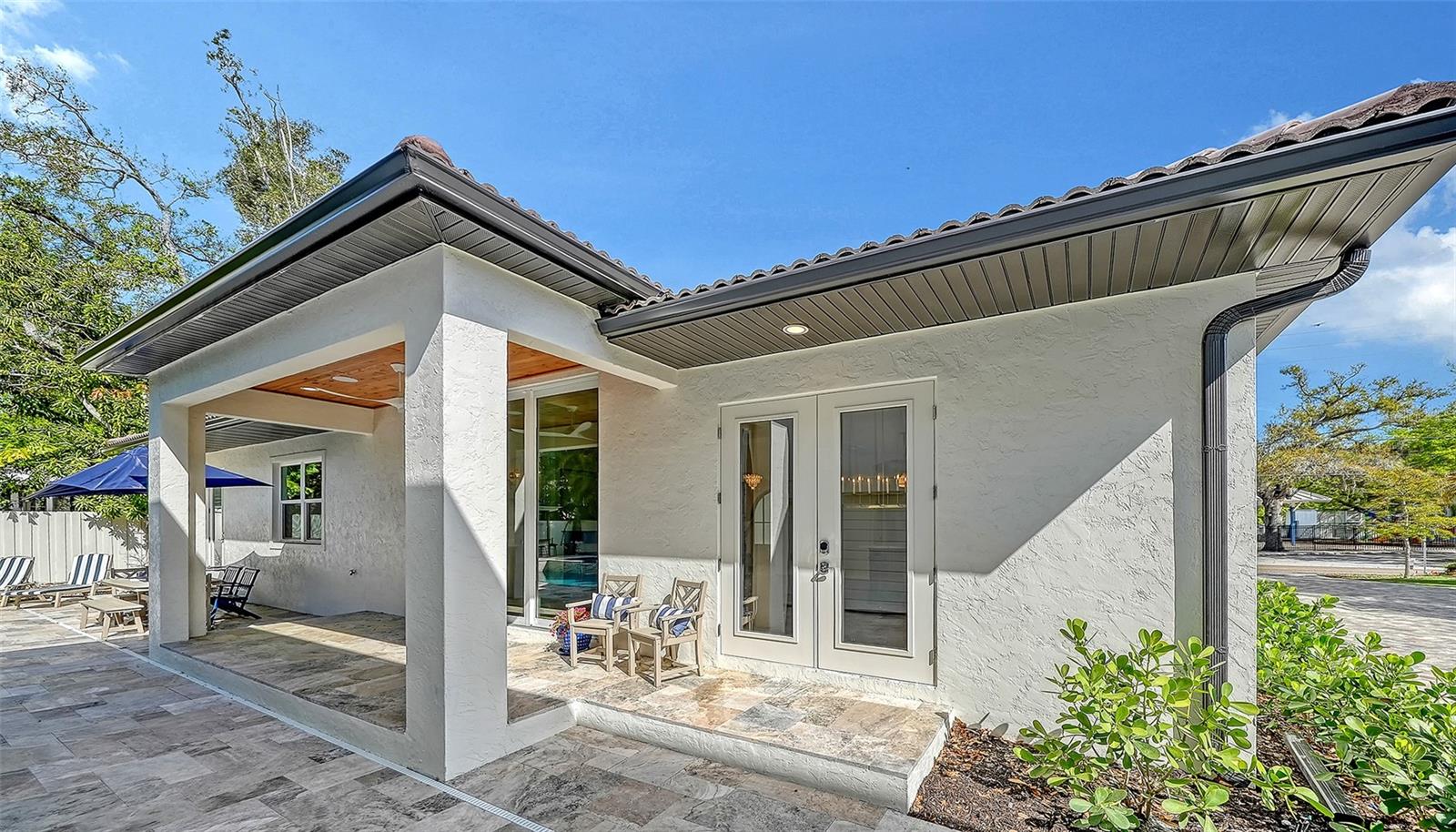 Image 53 of 82 For 1850 Webber Street