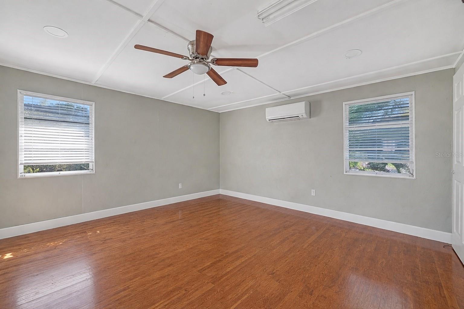 Image 60 of 82 For 1850 Webber Street