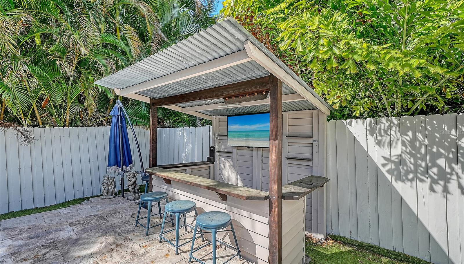 Image 64 of 82 For 1850 Webber Street