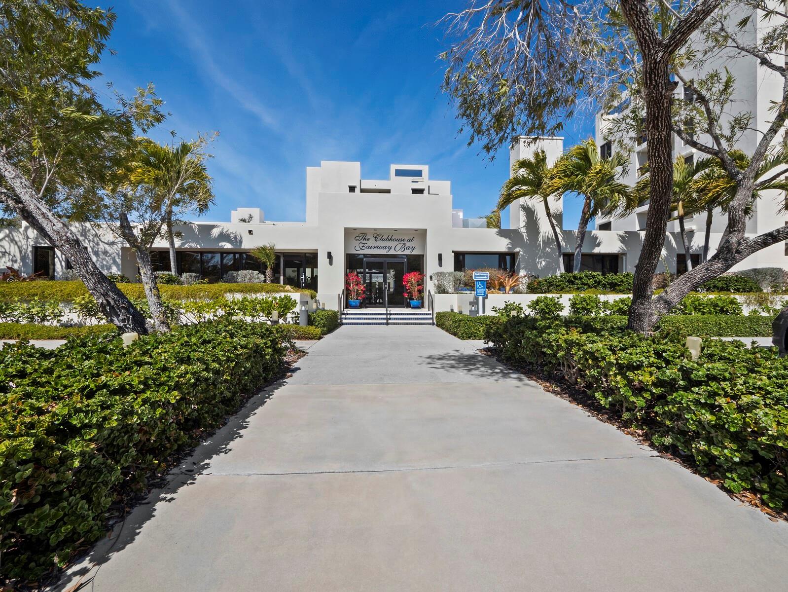 Image 28 of 50 For 2020 Harbourside Drive 417