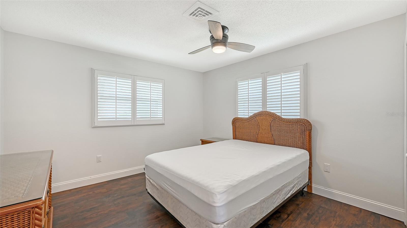 Image 24 of 56 For 1024 Deer Run