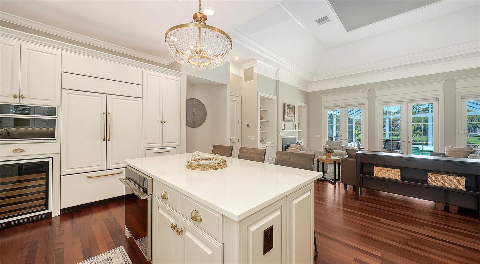 Image 16 of 100 For 228 Saint James Park