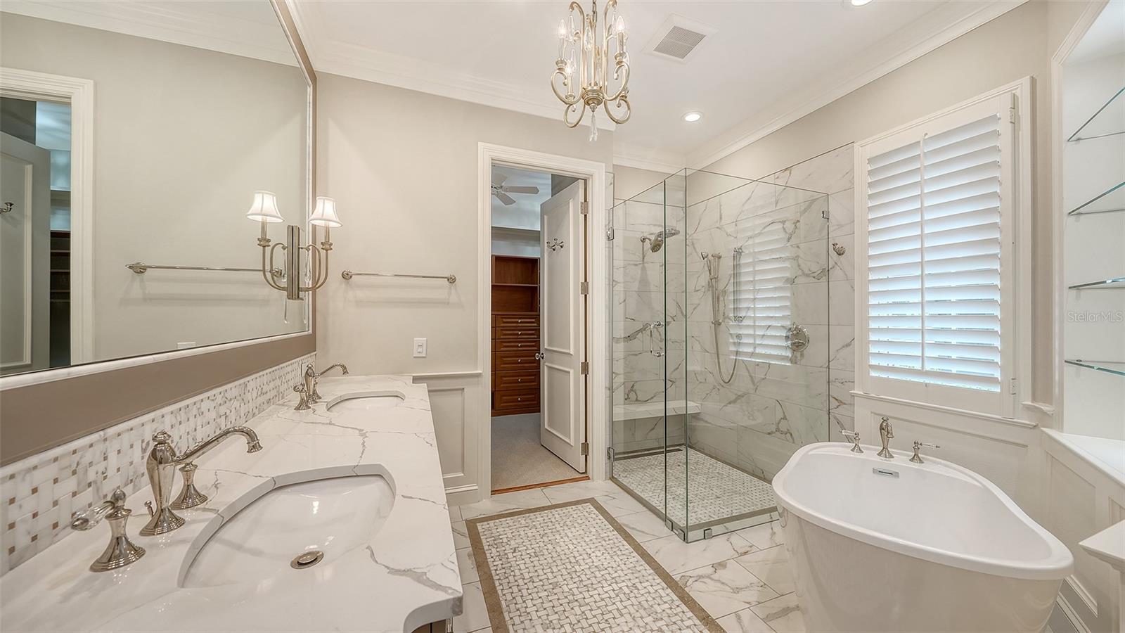 Image 21 of 100 For 228 Saint James Park