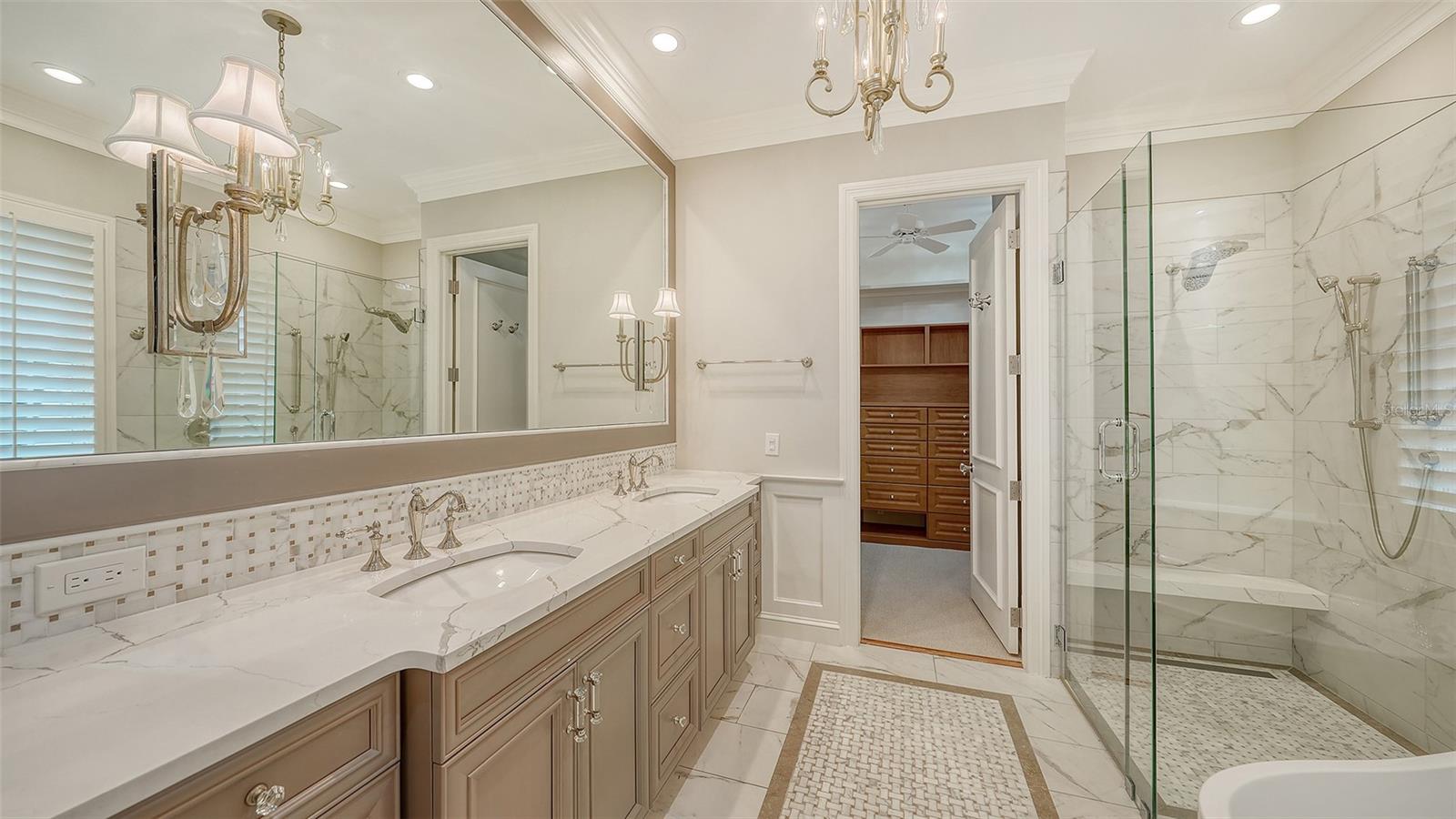 Image 22 of 100 For 228 Saint James Park