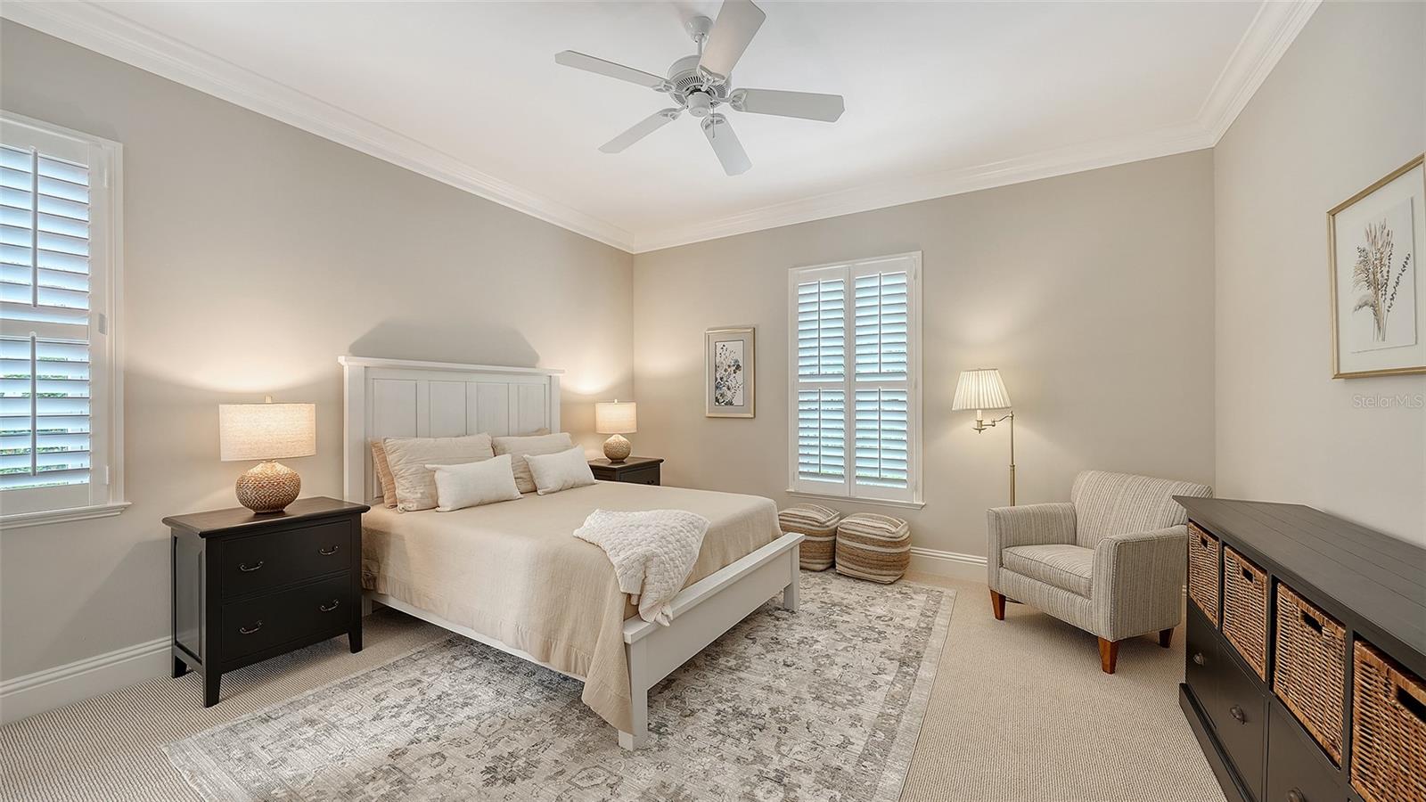 Image 32 of 100 For 228 Saint James Park