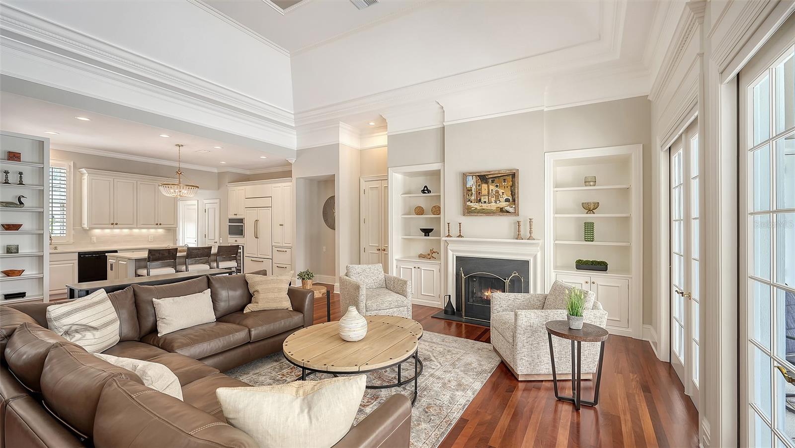 Image 8 of 100 For 228 Saint James Park