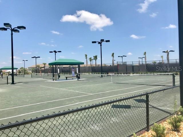 Image 16 of 20 For 17626 Gawthrop Drive 105