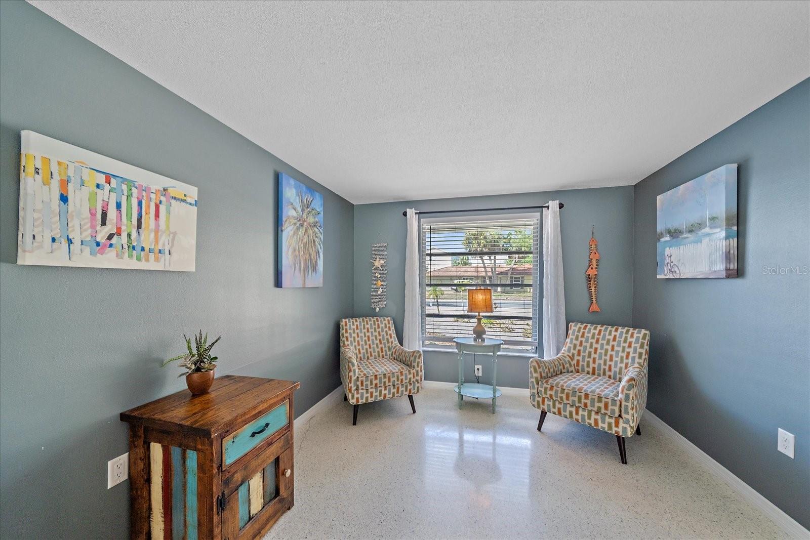 Image 12 of 50 For 611 Venice Lane