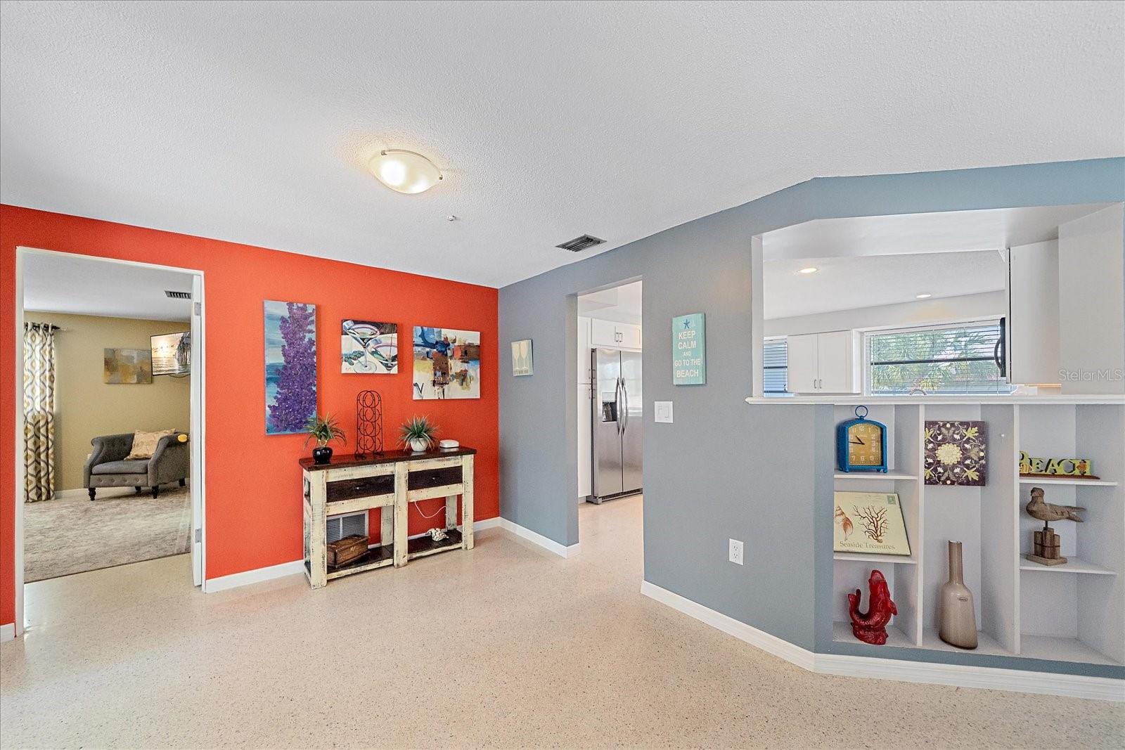 Image 8 of 50 For 611 Venice Lane