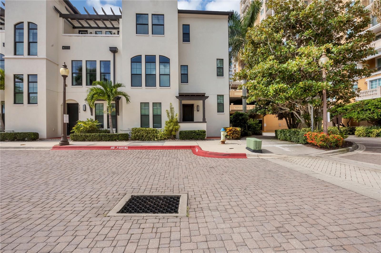 Image 3 of 66 For 1250 May Lane