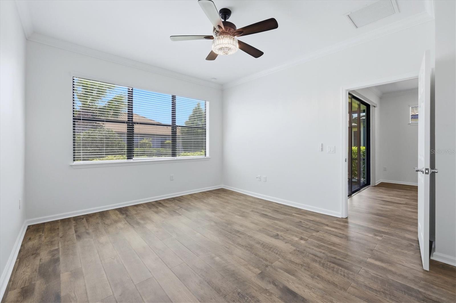 Listing photo id 17 for 17039 Hampton Falls Terrace