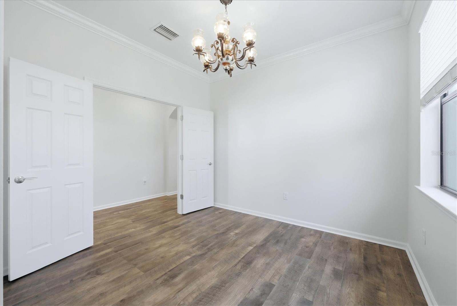 Listing photo id 24 for 17039 Hampton Falls Terrace