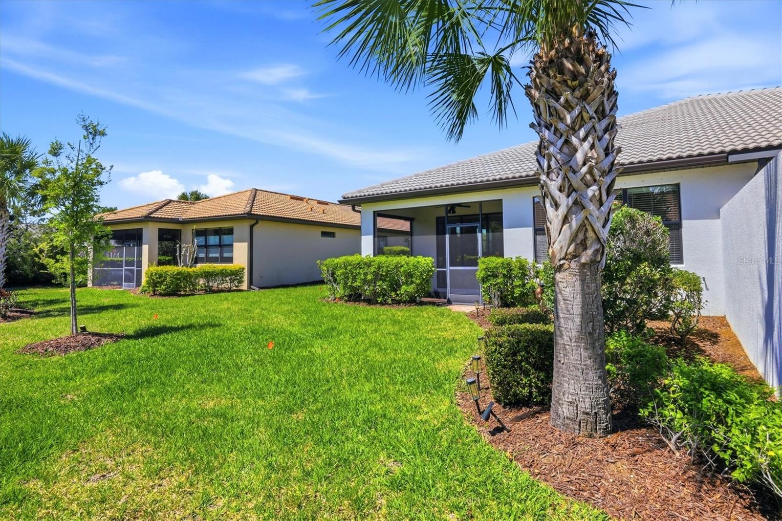 Listing photo id 34 for 17039 Hampton Falls Terrace