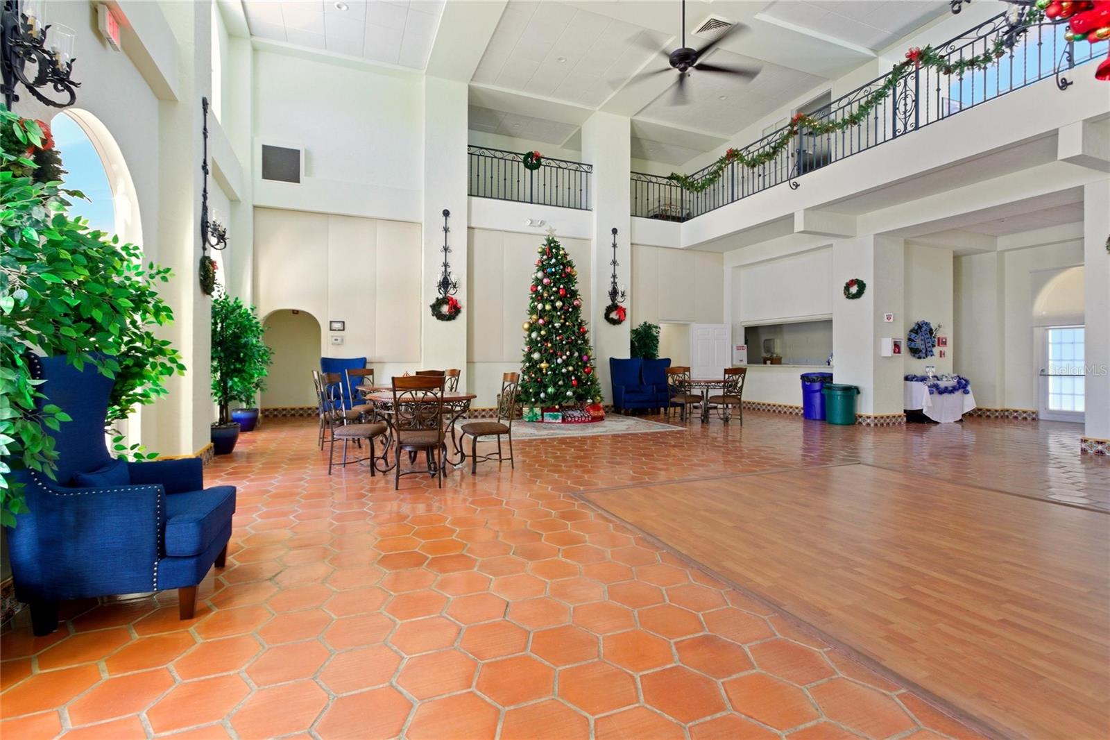 Image 40 of 43 For 6101 34th Street W 23c