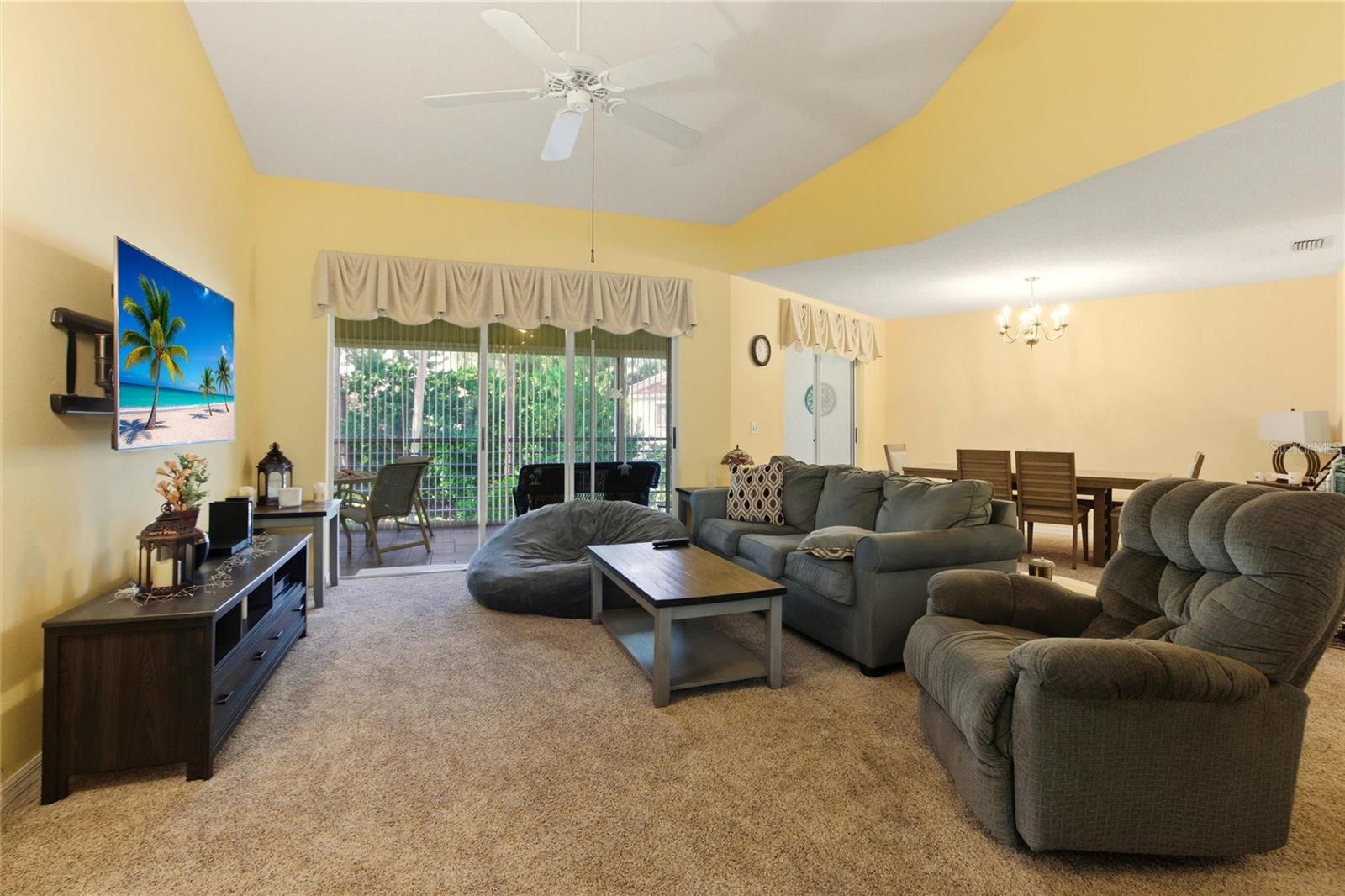 Image 7 of 43 For 6101 34th Street W 23c