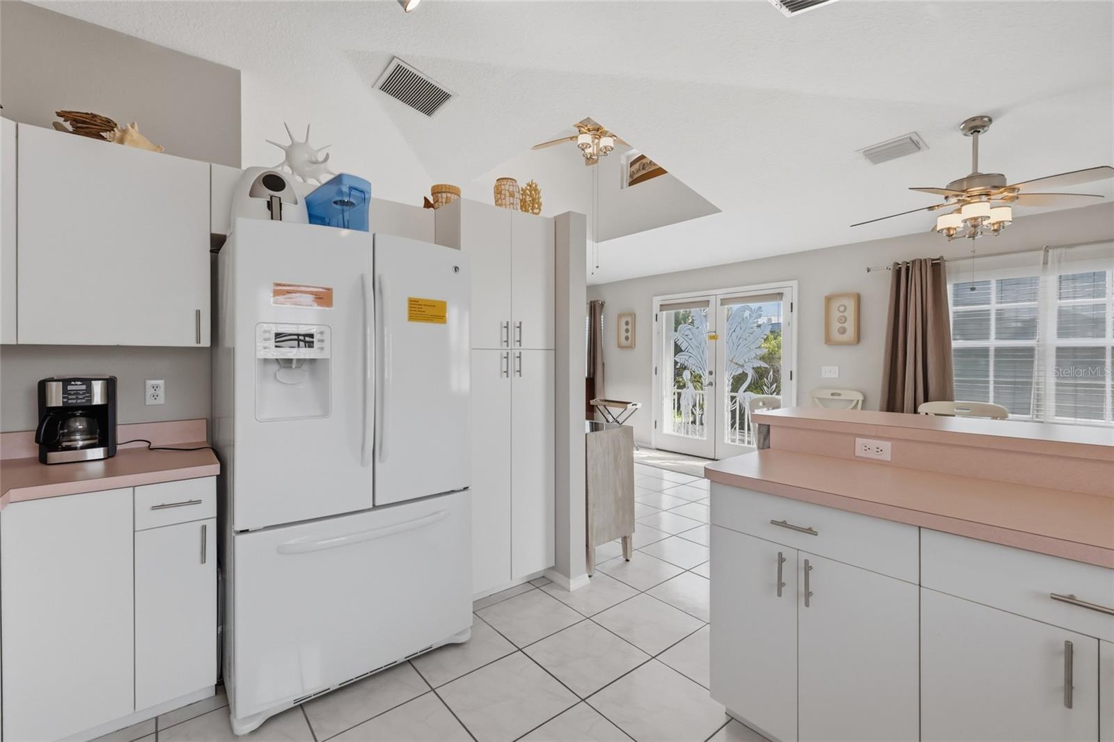 Image 13 of 32 For 2806 Gulf Drive