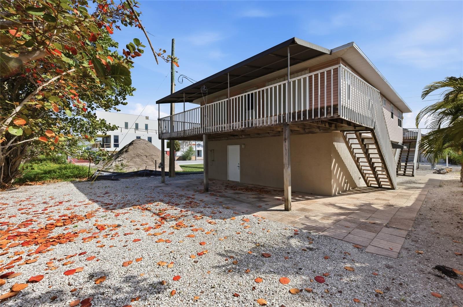 Image 25 of 32 For 2806 Gulf Drive