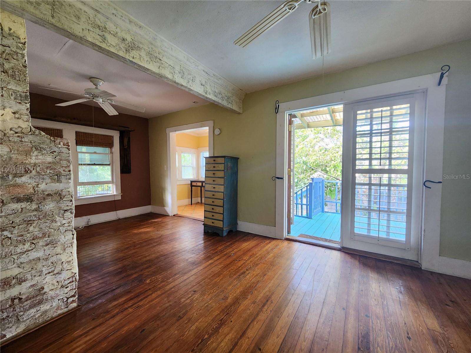 Image 24 of 29 For 2121 7th Avenue W