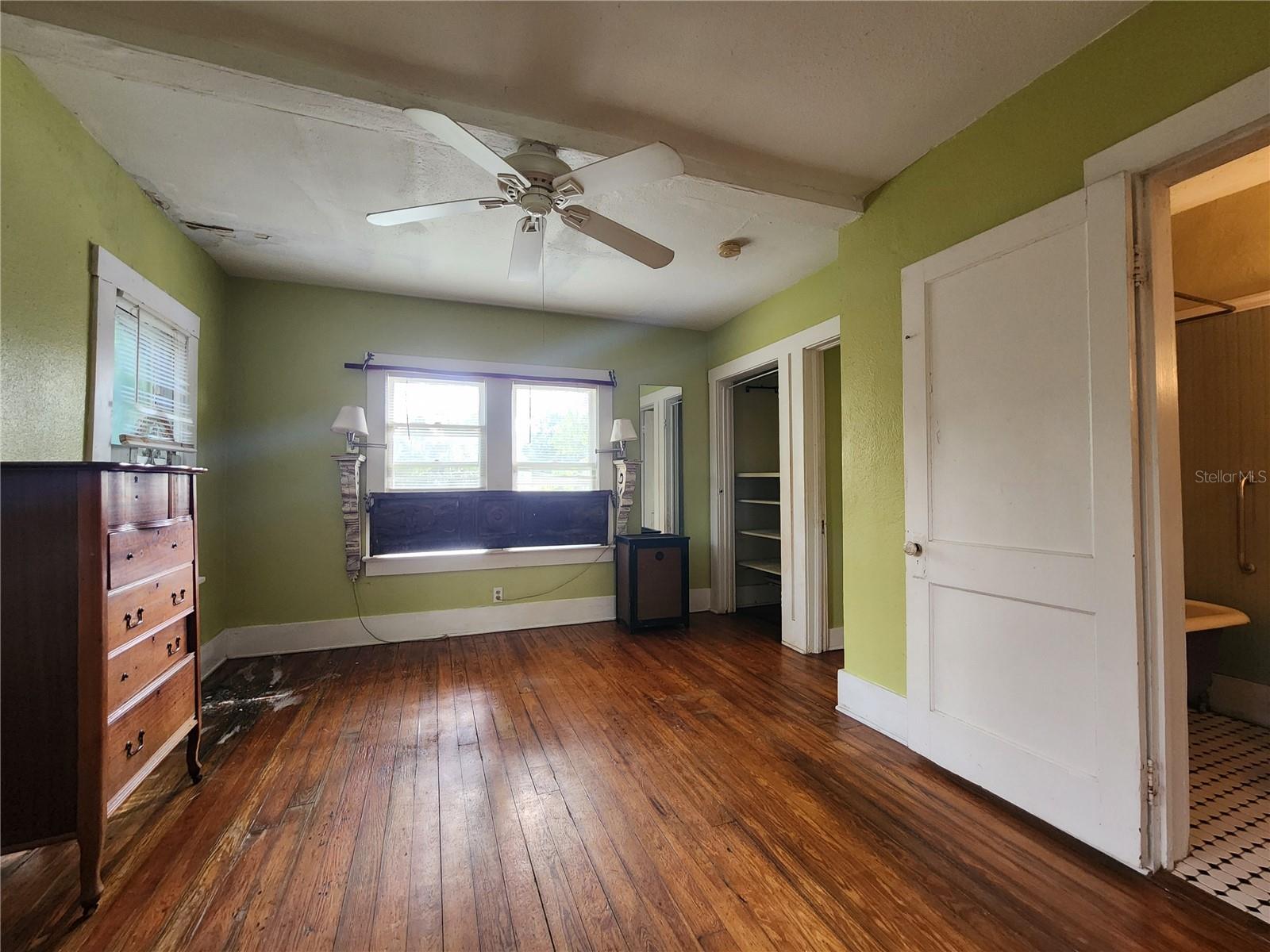 Image 27 of 29 For 2121 7th Avenue W