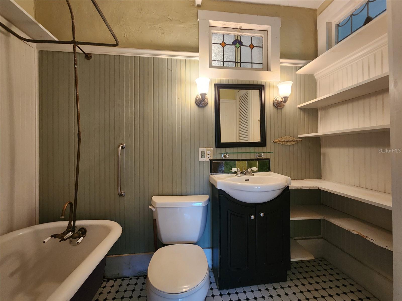 Image 28 of 29 For 2121 7th Avenue W