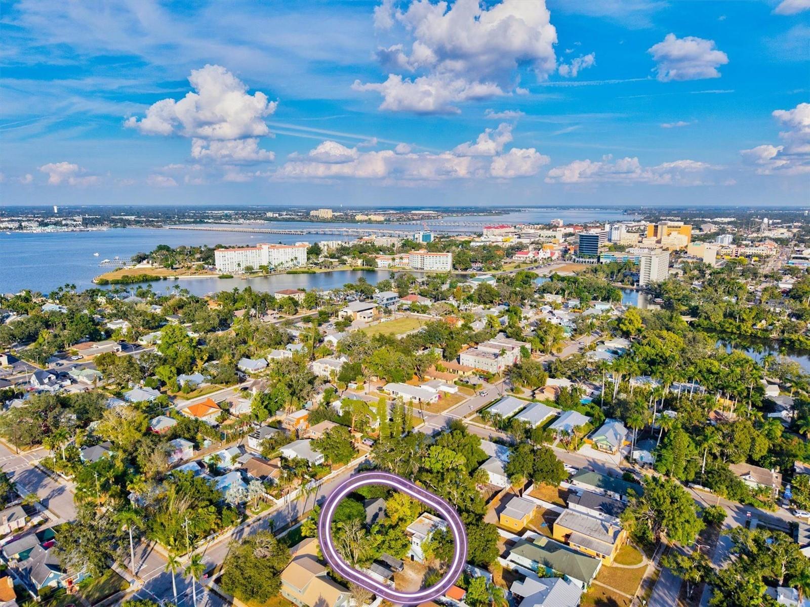 Image 4 of 29 For 2121 7th Avenue W