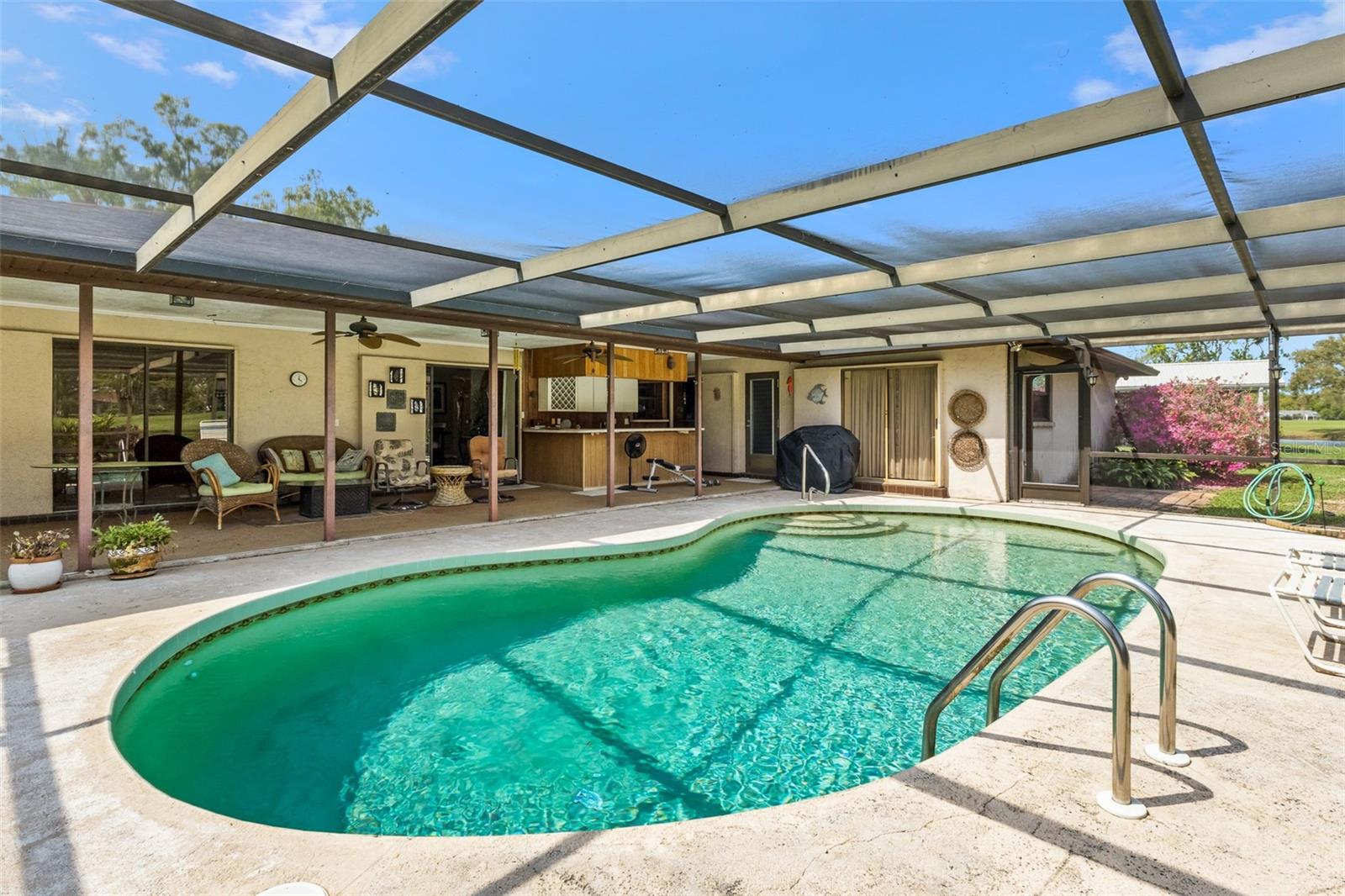 Image 29 of 84 For 5109 Palm Aire Drive