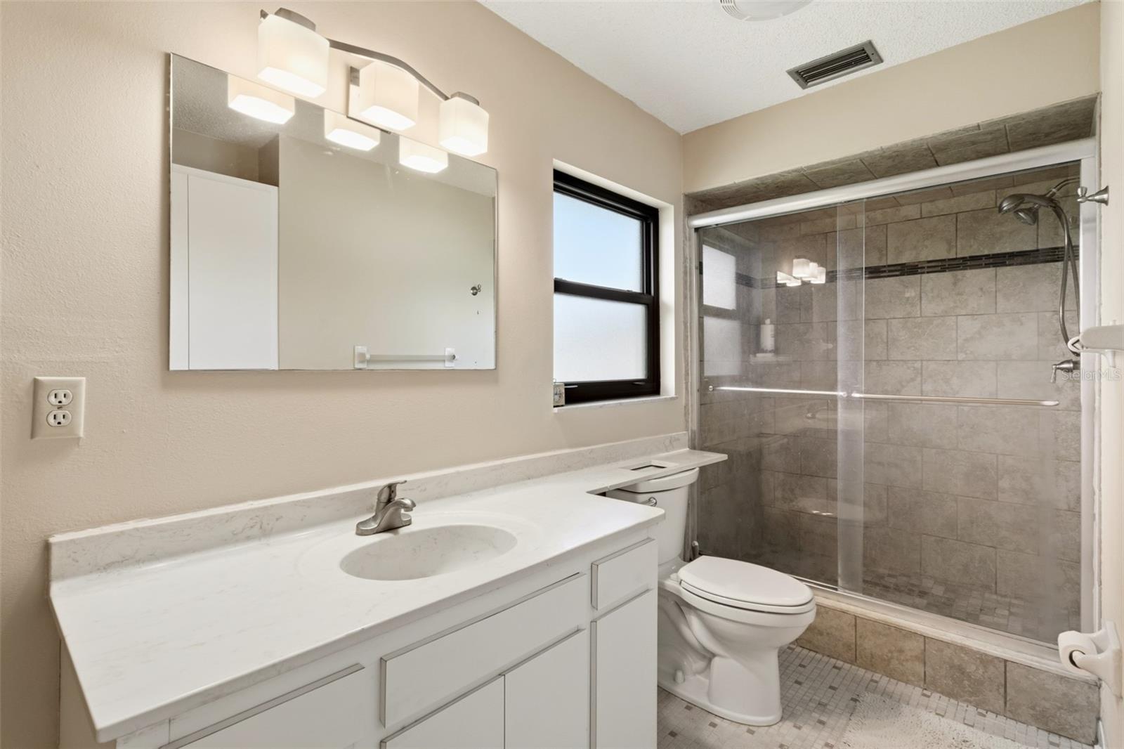 Image 41 of 84 For 5109 Palm Aire Drive