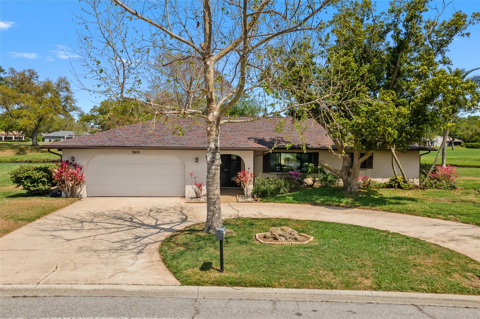 Image 5 of 84 For 5109 Palm Aire Drive