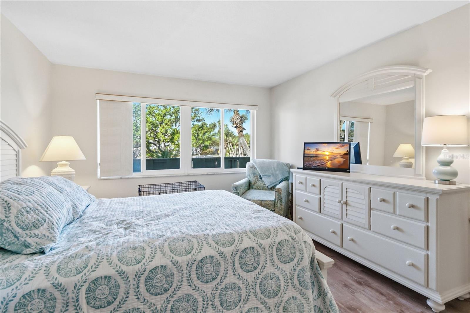 Image 17 of 41 For 6750 Gulf Of Mexico Drive 152