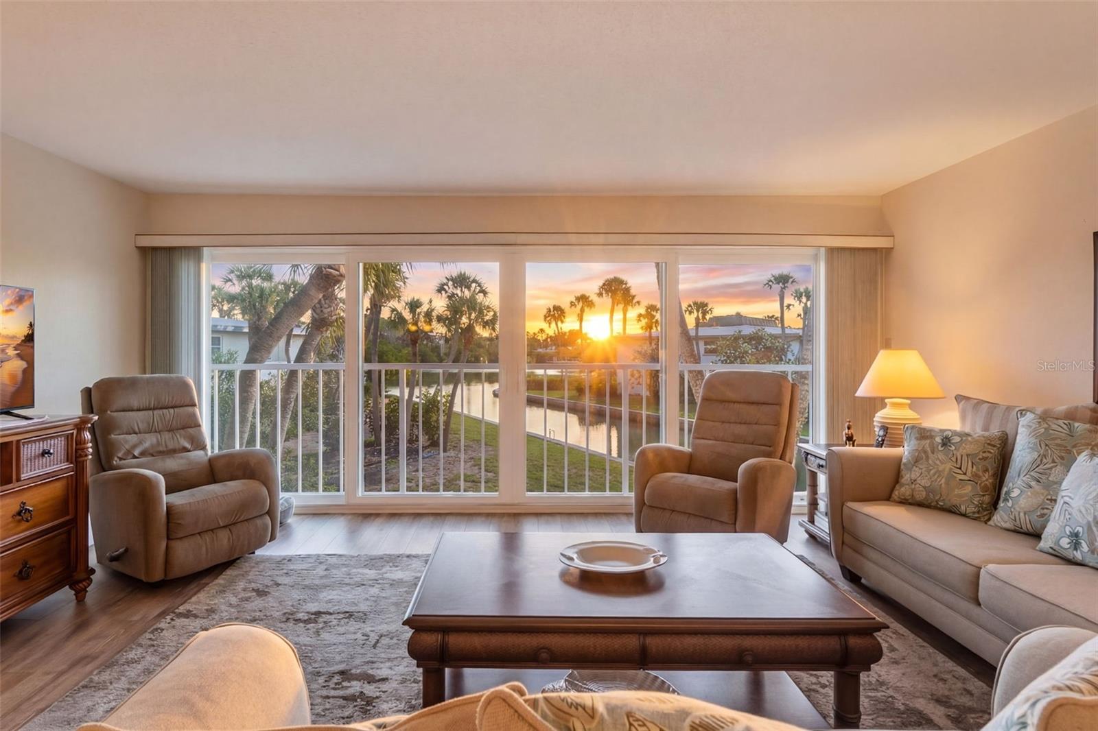 Image 40 of 41 For 6750 Gulf Of Mexico Drive 152