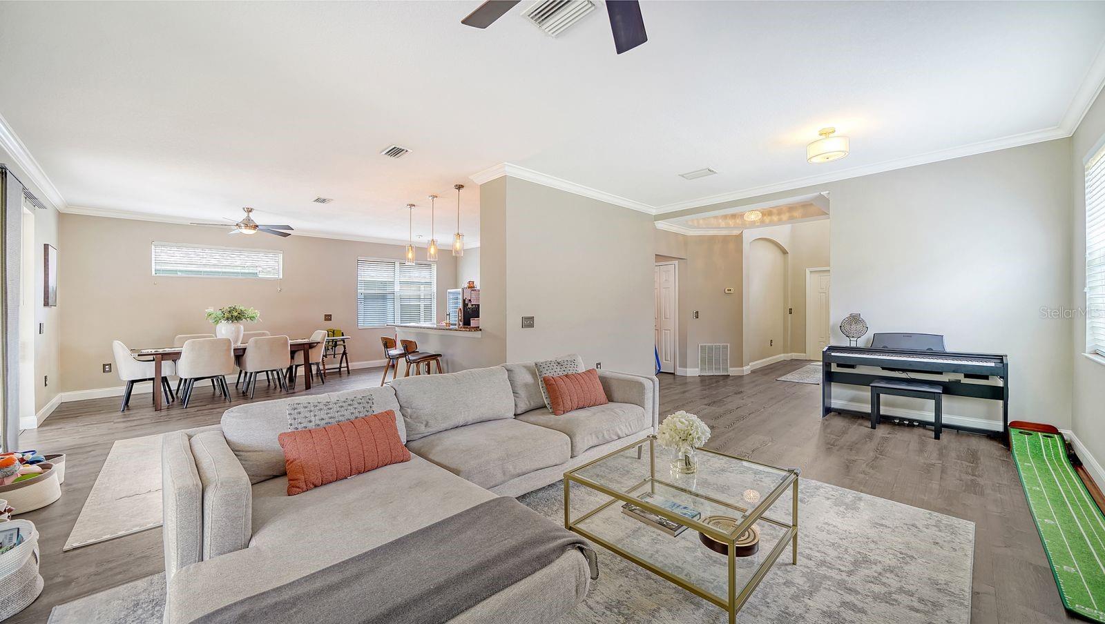 Image 8 of 53 For 6122 Blue Runner Court