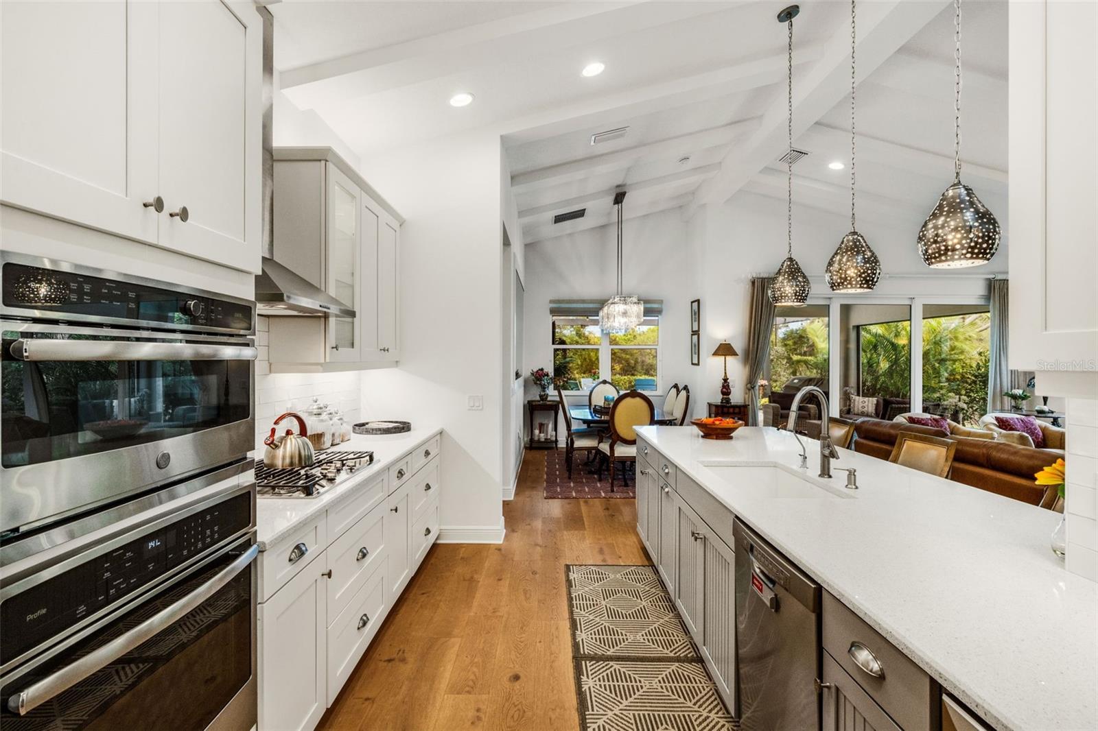 Image 14 of 85 For 8034 Sandstar Way