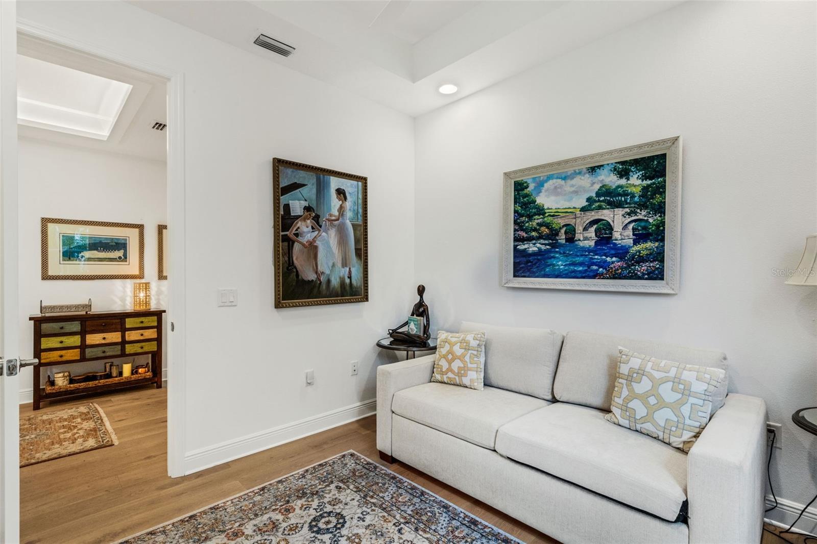 Image 20 of 85 For 8034 Sandstar Way