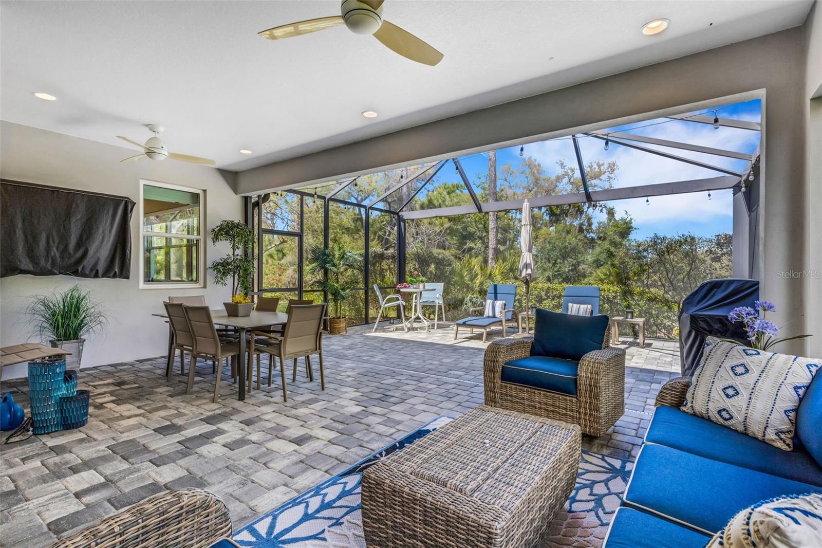 Image 43 of 85 For 8034 Sandstar Way