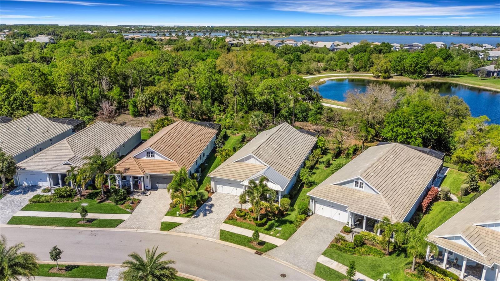 Image 54 of 85 For 8034 Sandstar Way