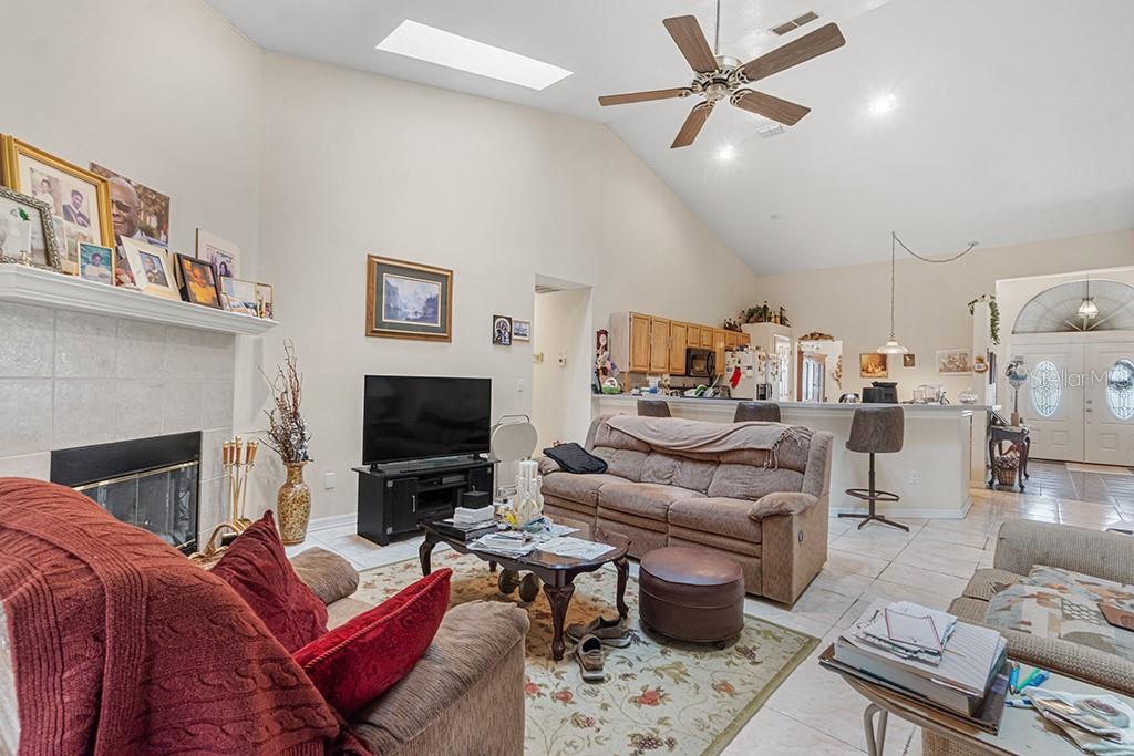 Image 10 of 19 For 127 Iliad Court