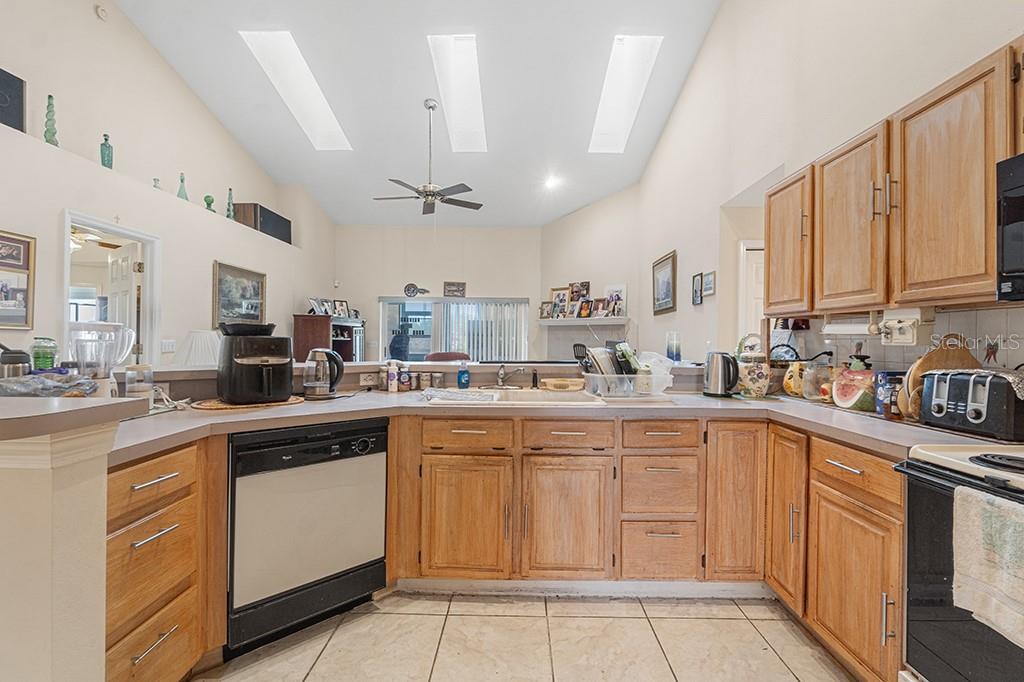 Image 4 of 19 For 127 Iliad Court