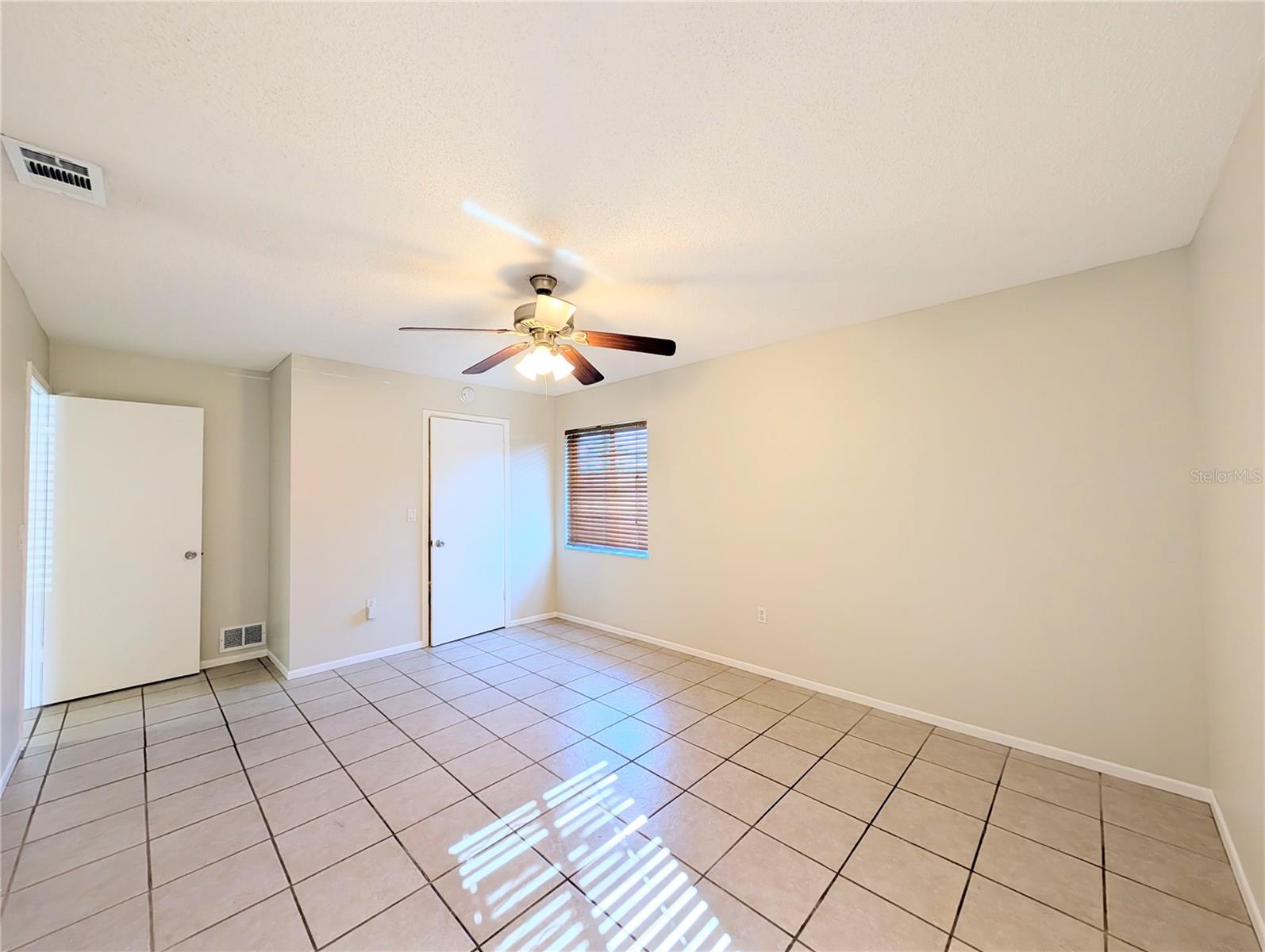 Image 7 of 18 For 1122 68th Avenue Drive W 5