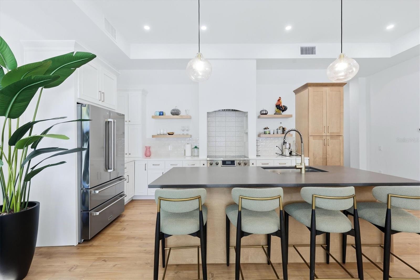 Image 17 of 49 For 2538 Trinidad Street