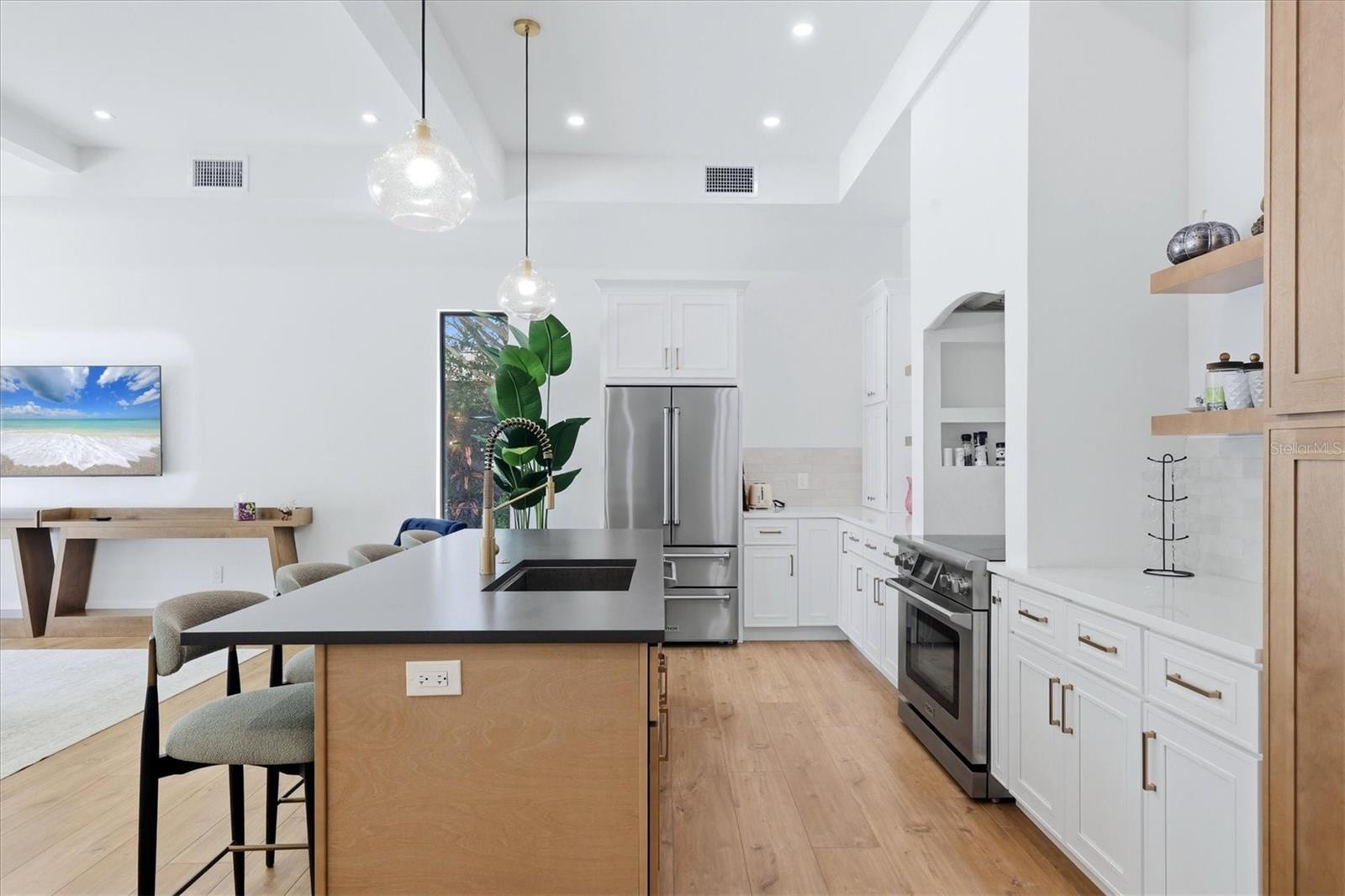 Image 18 of 49 For 2538 Trinidad Street