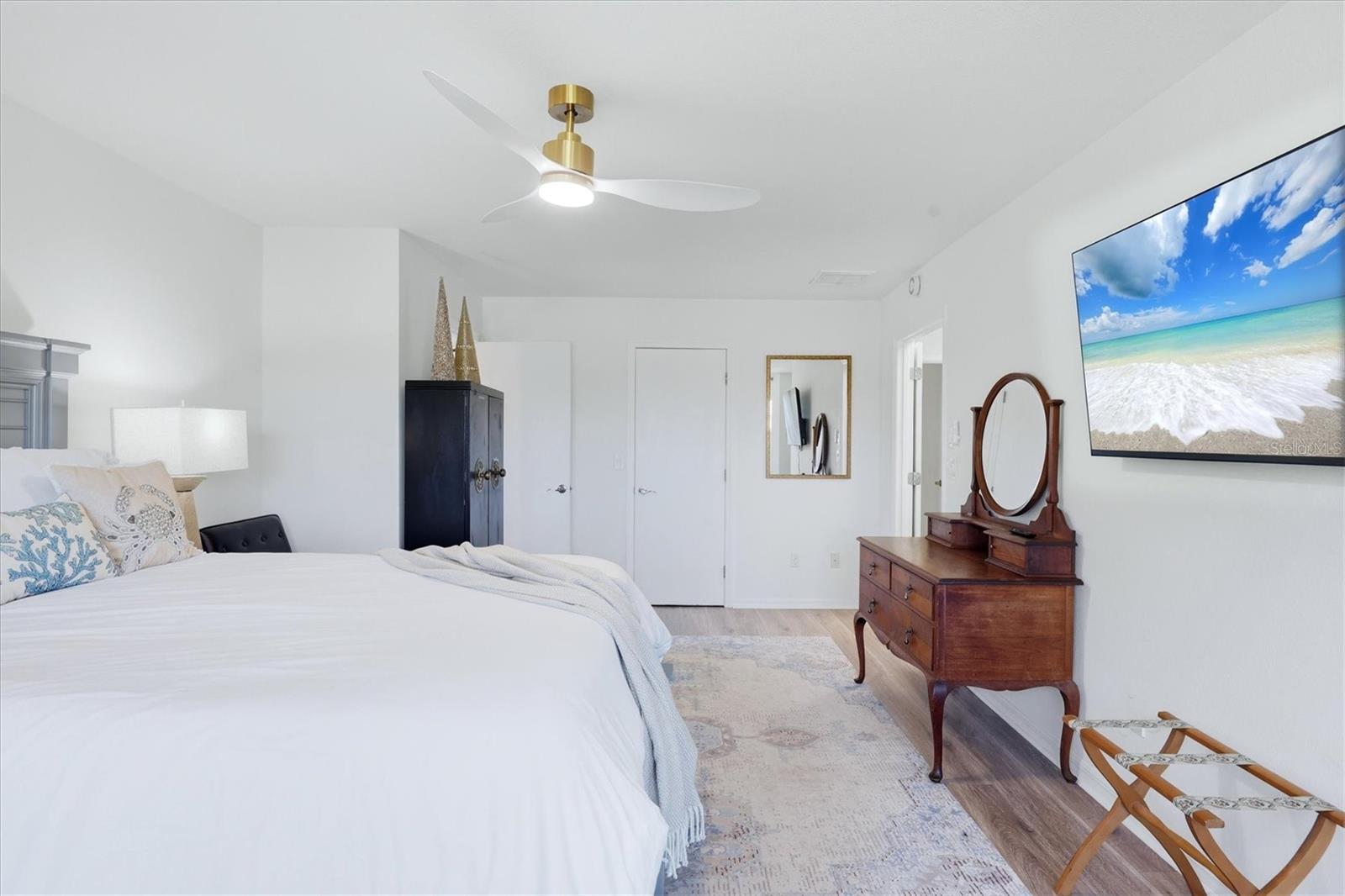 Image 40 of 49 For 2538 Trinidad Street