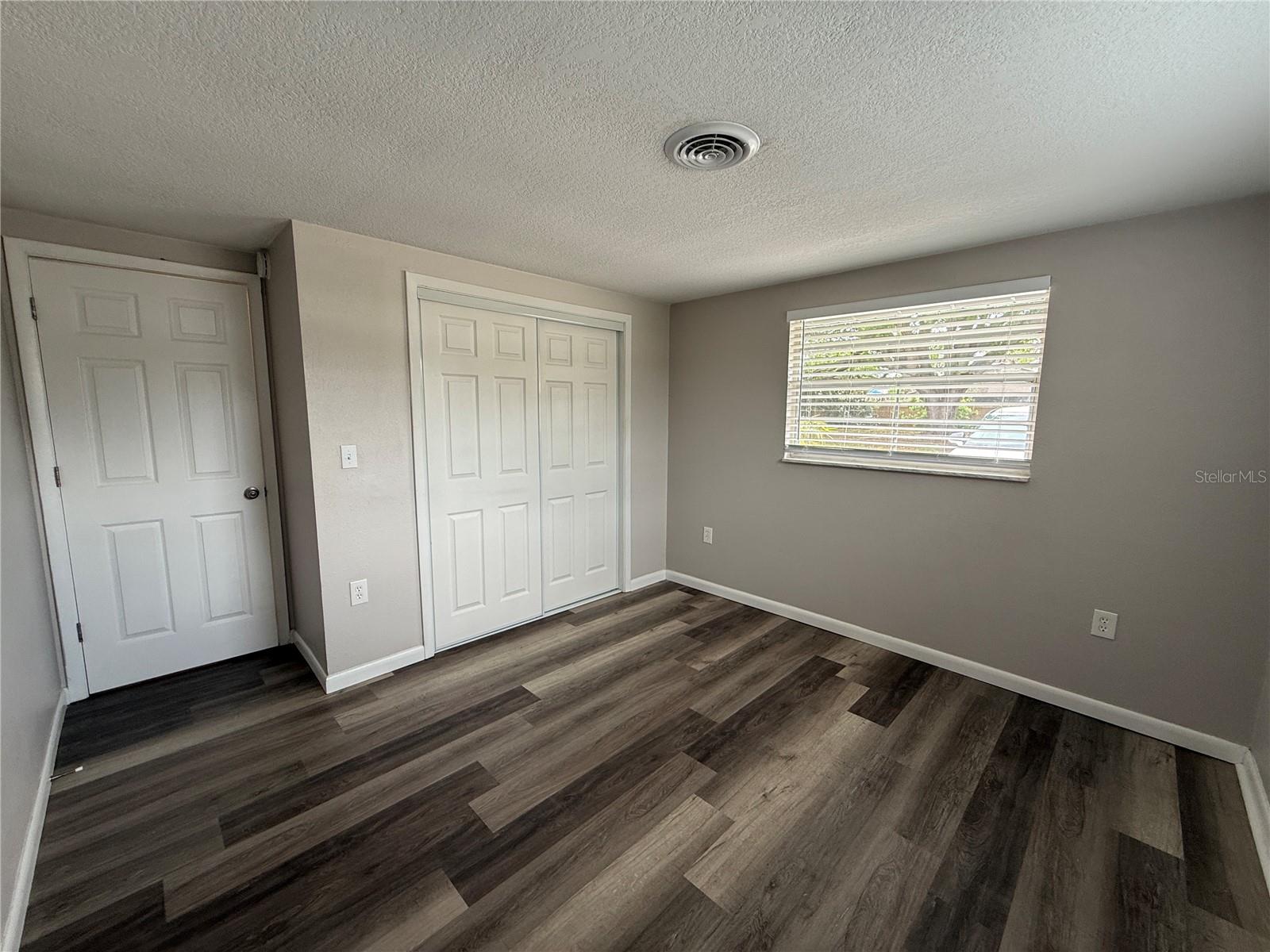 Image 9 of 18 For 260 Nippino Trail E