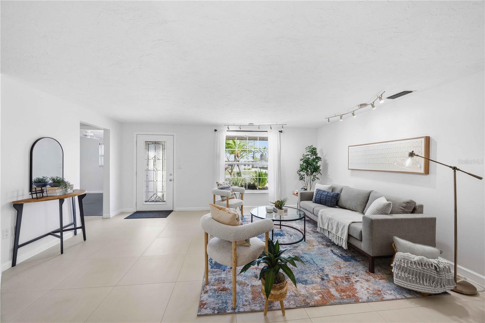 Image 10 of 72 For 2546 Parma Street