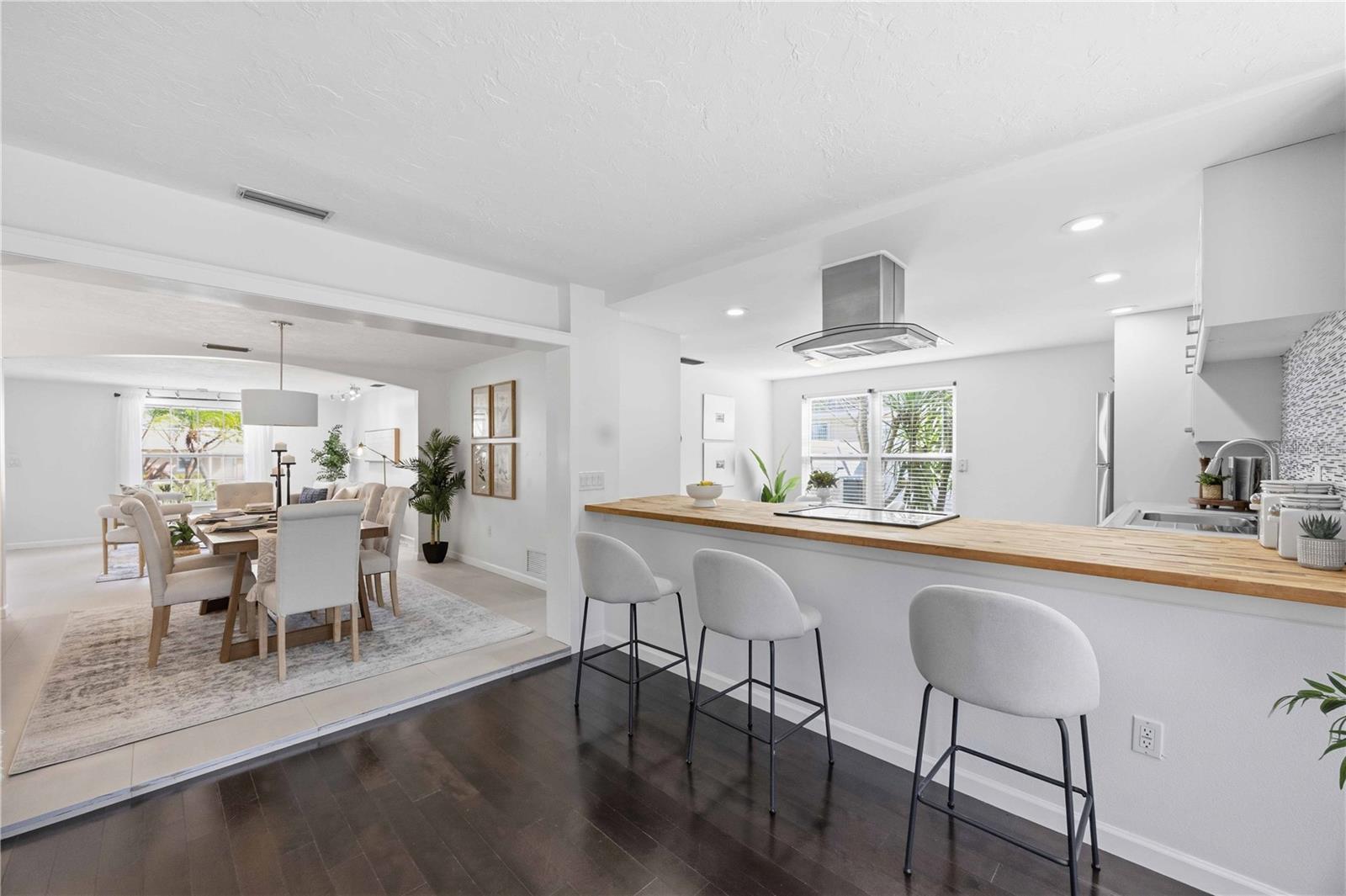 Image 26 of 72 For 2546 Parma Street