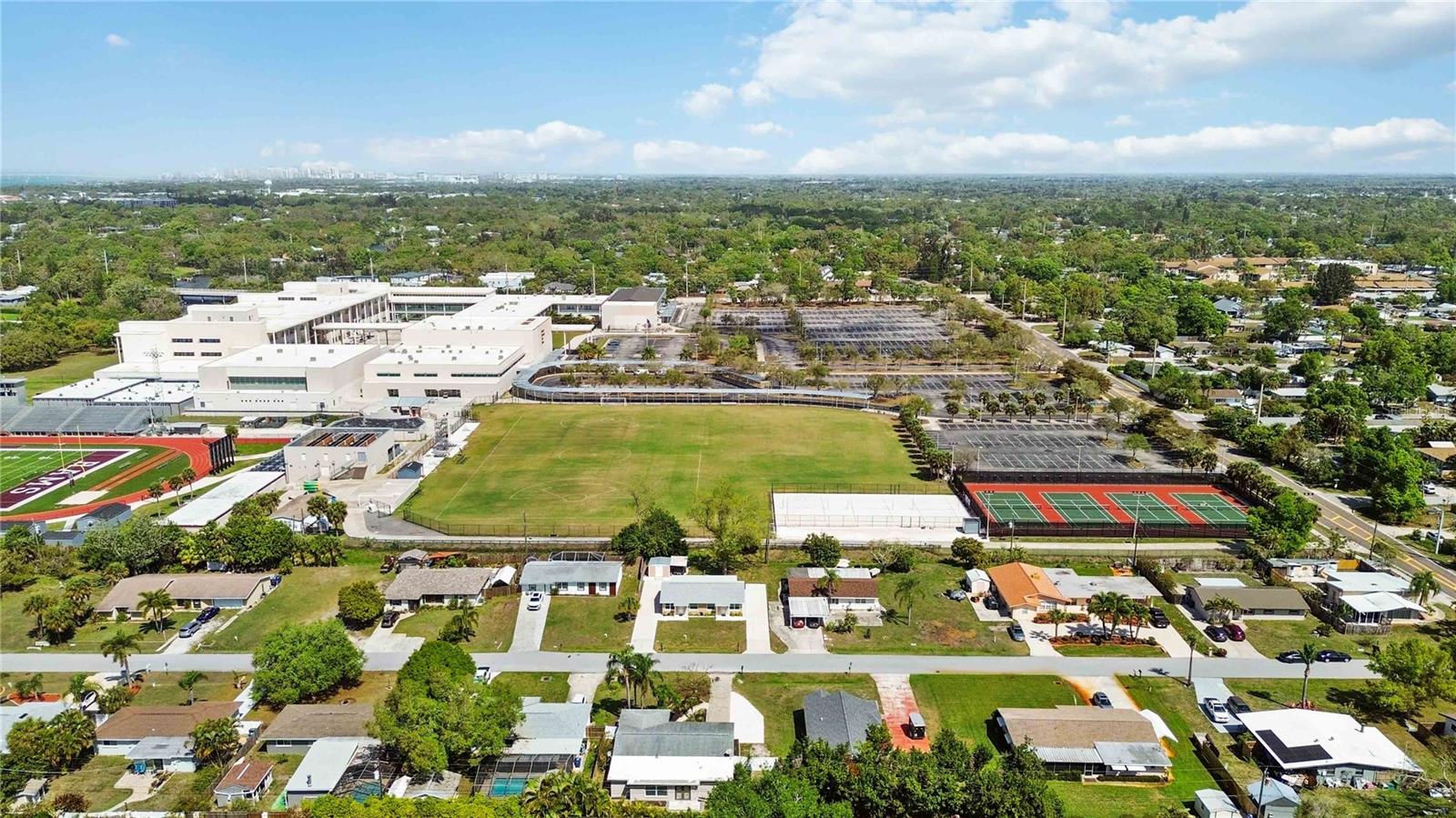 Image 64 of 72 For 2546 Parma Street