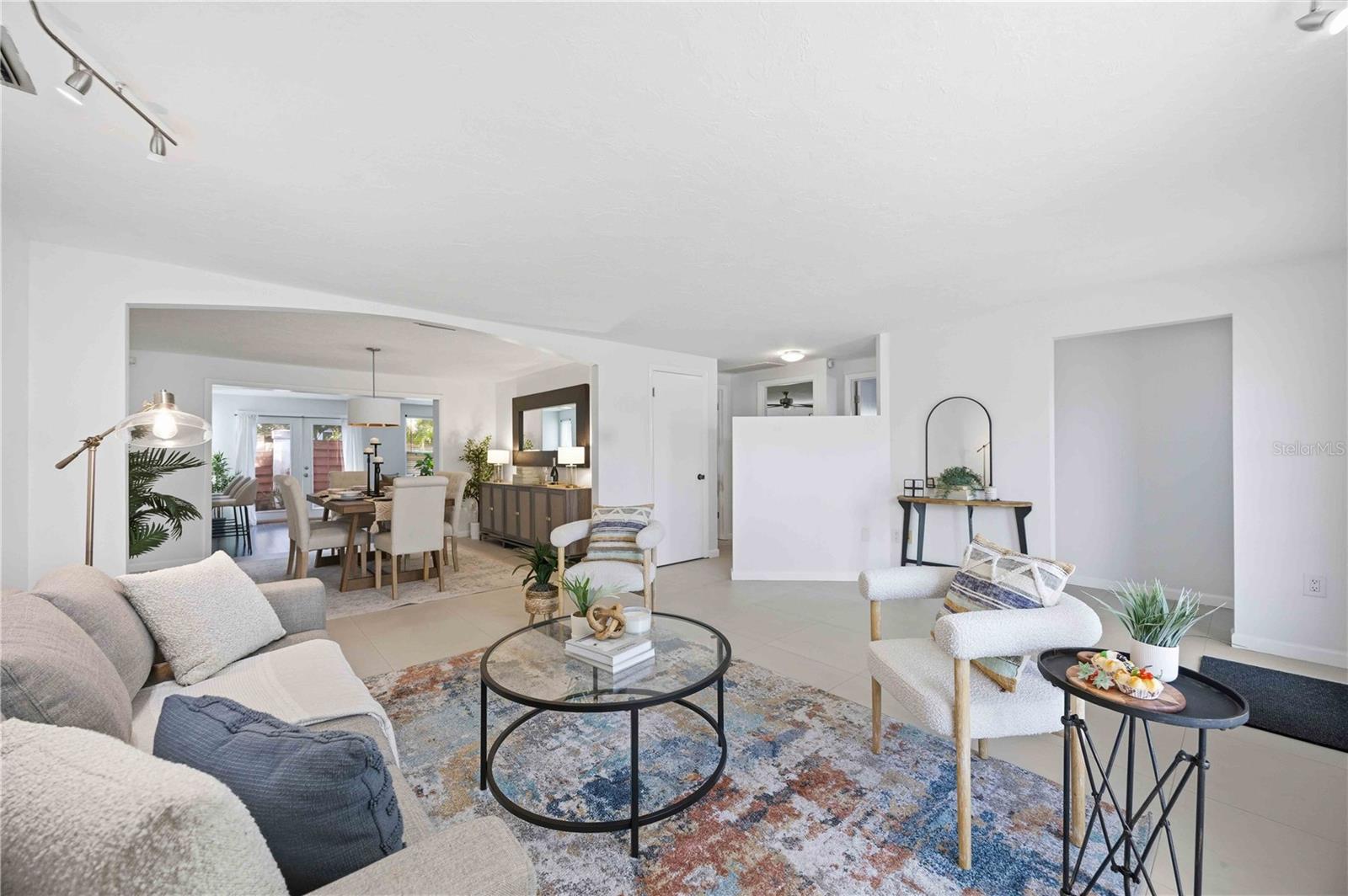 Image 8 of 72 For 2546 Parma Street