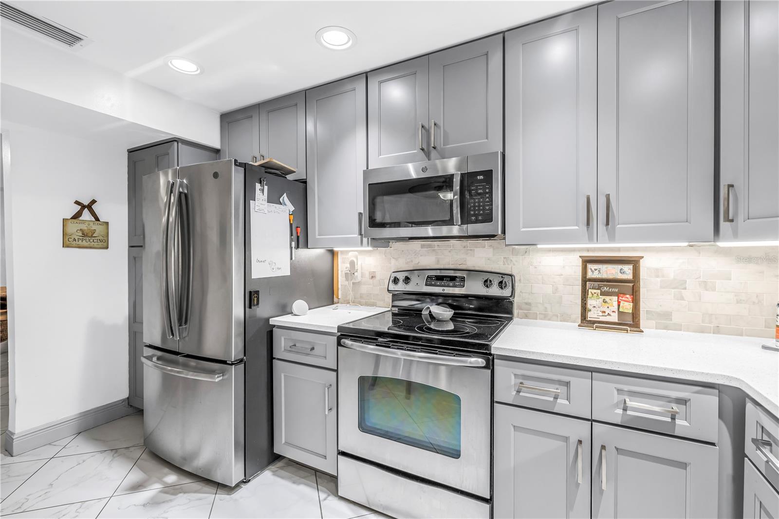 Image 12 of 52 For 415 Spring Lakes Boulevard 415 D