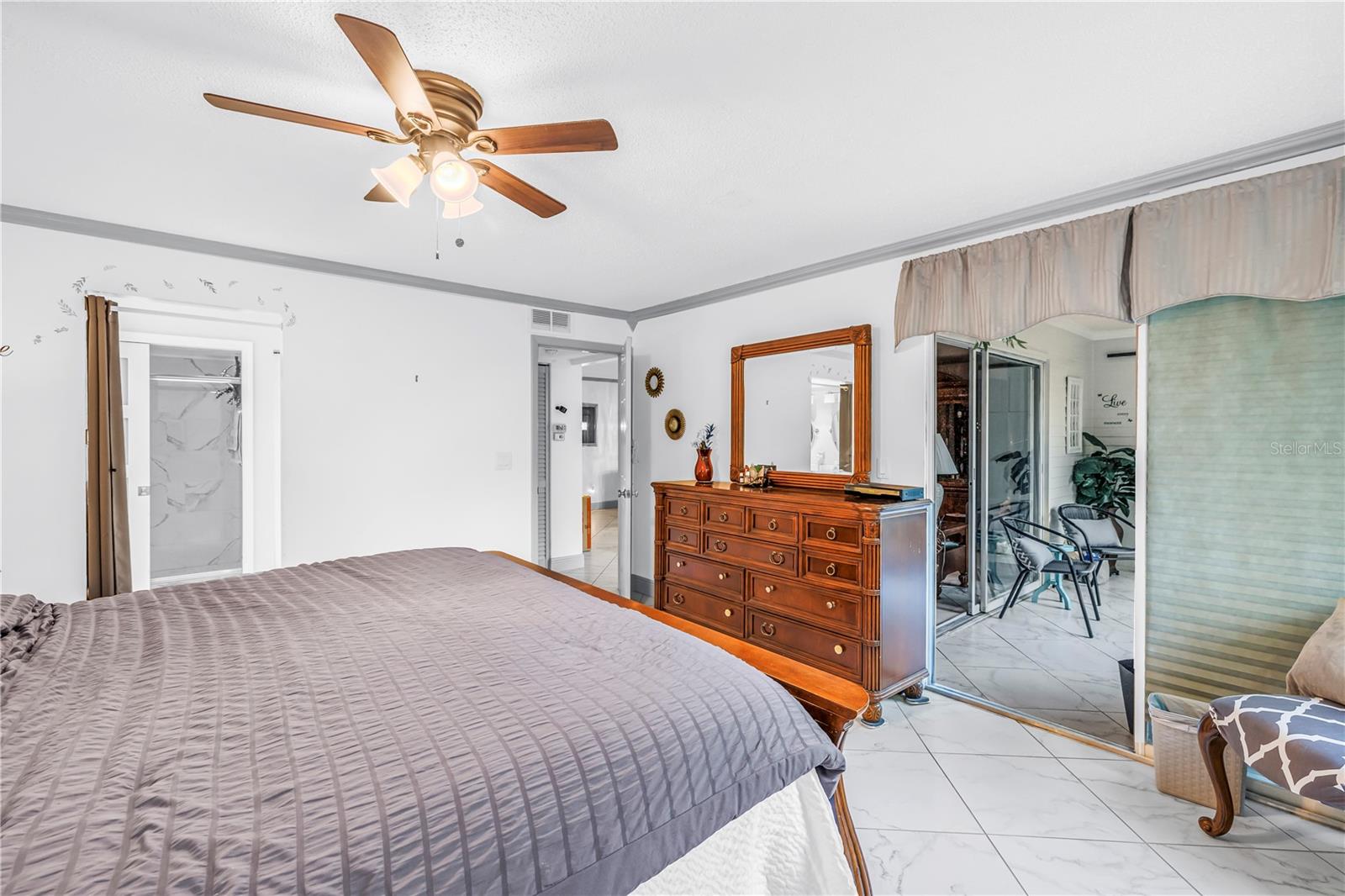 Image 19 of 52 For 415 Spring Lakes Boulevard 415 D