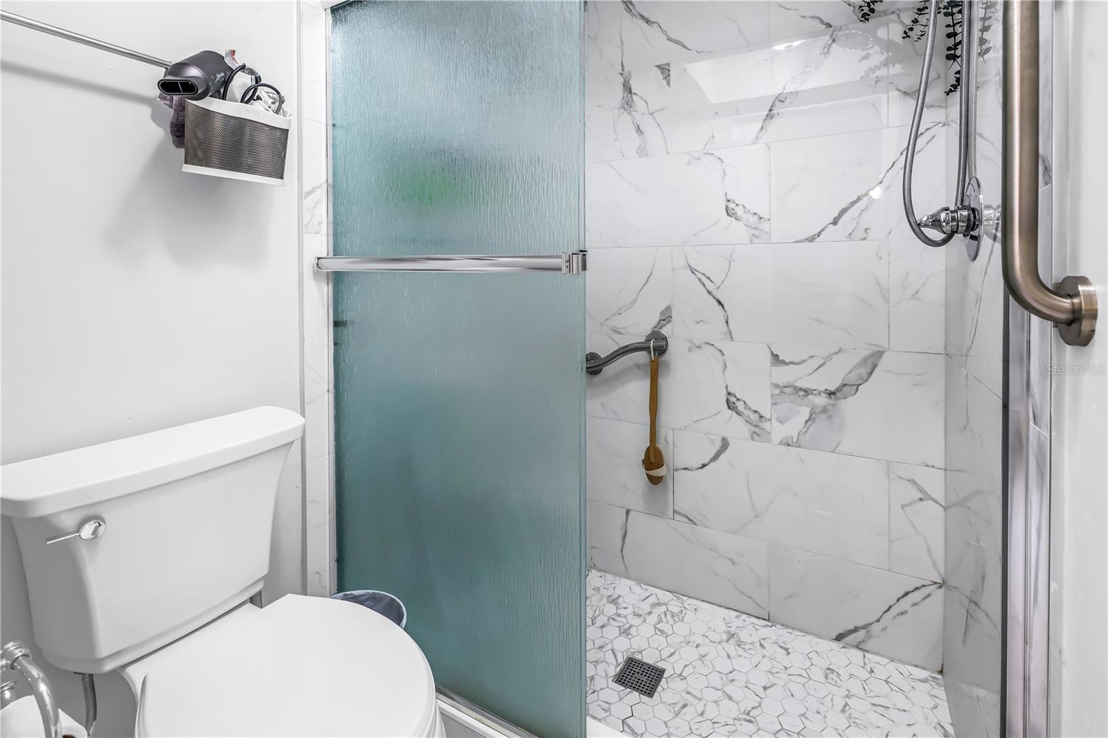 Image 22 of 52 For 415 Spring Lakes Boulevard 415 D