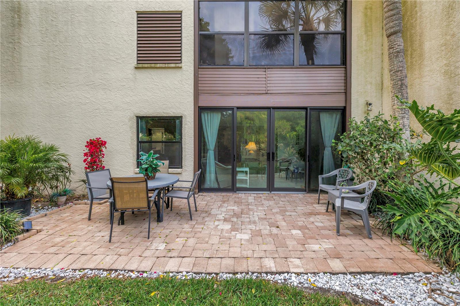 Image 31 of 52 For 415 Spring Lakes Boulevard 415 D